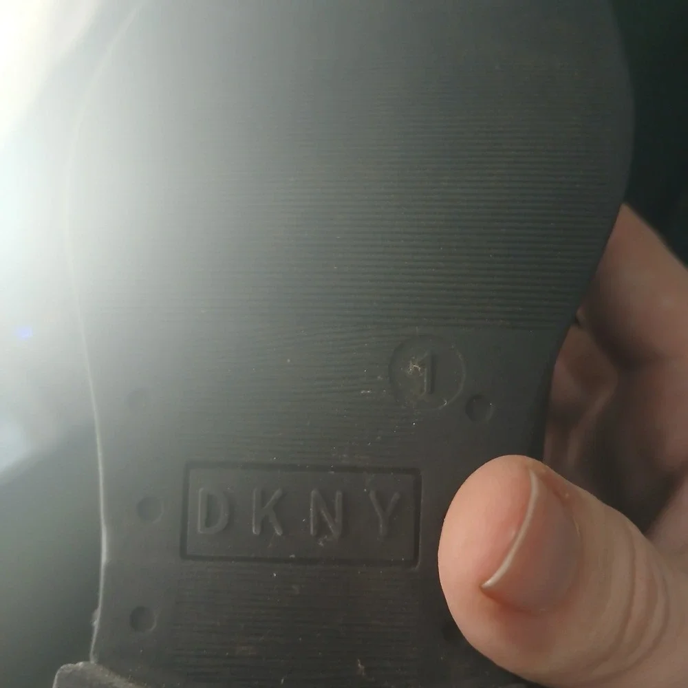 DKNY Girls Black Tall Riding Boots Side Zip Logo Harness Size‎ 1 US/12.5 UK